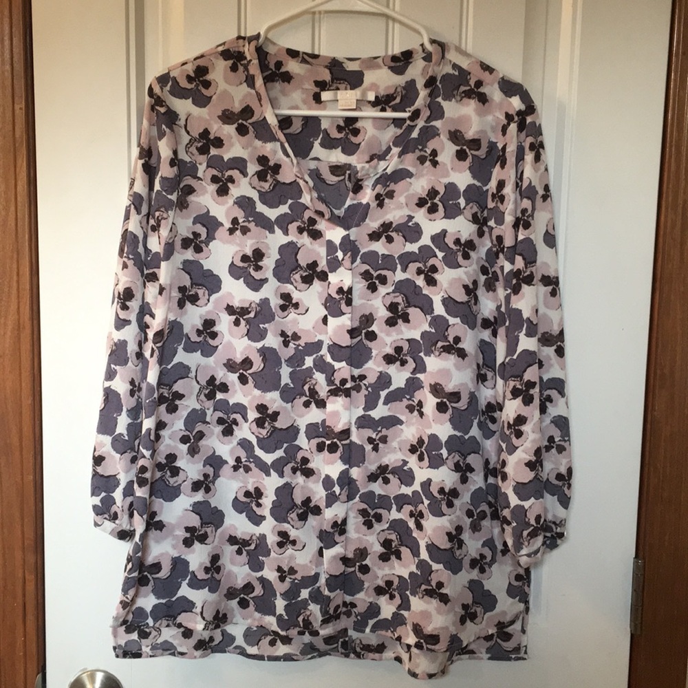 c & e. Size XL.